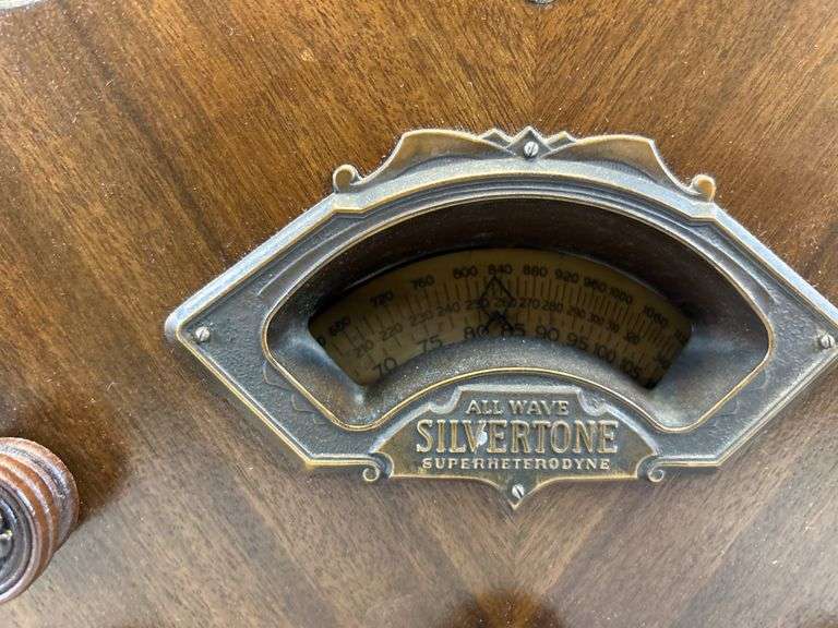 Antique all wave Silvertone stereo