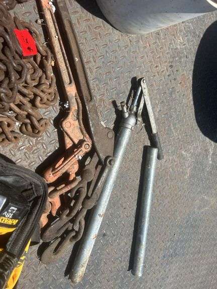 Chain and binders