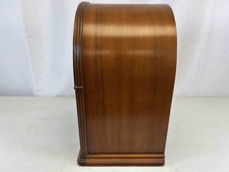 Antique all wave Silvertone stereo