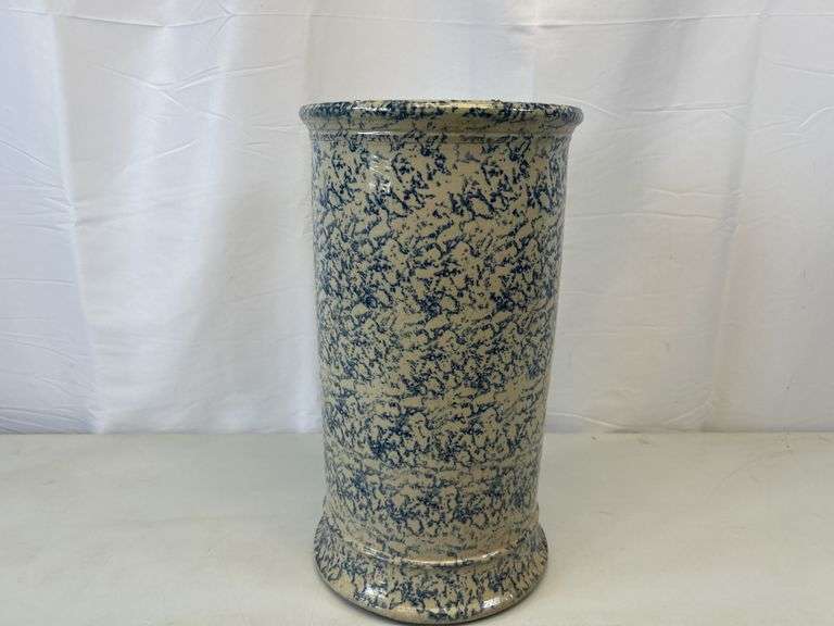 Red Wing umbrella stand