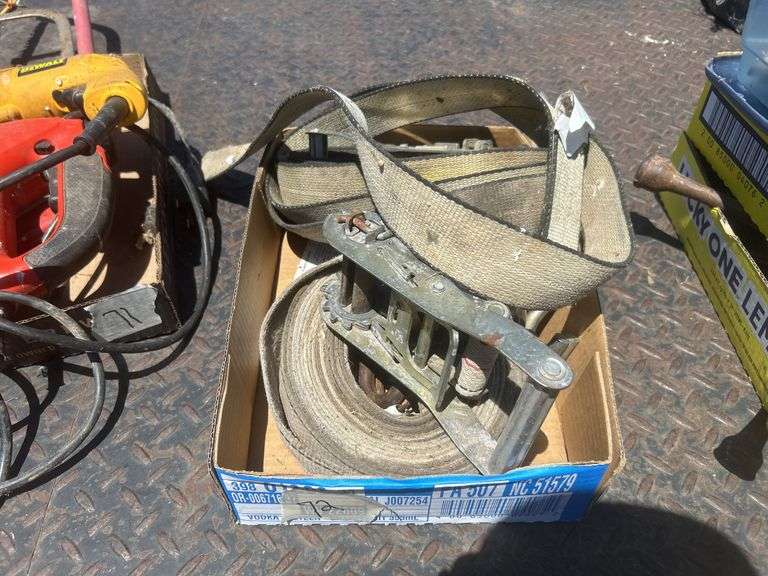 Ratchet straps
