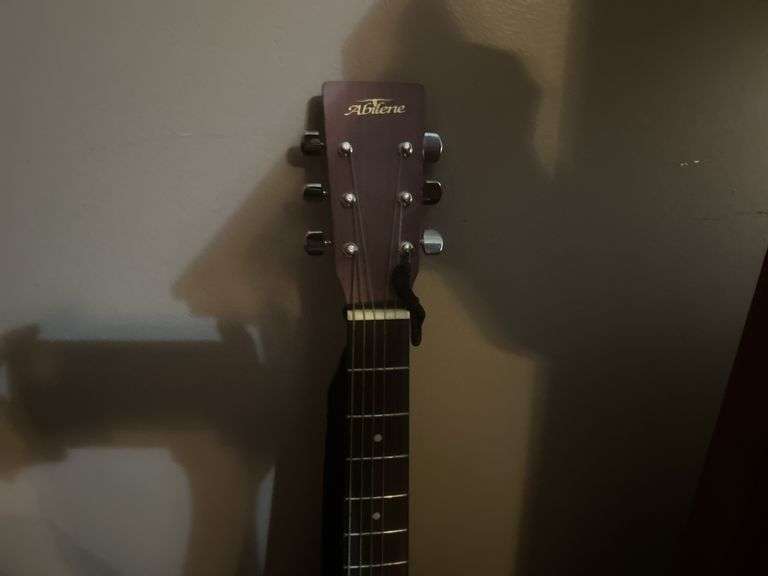 Abilene acoustic guitar