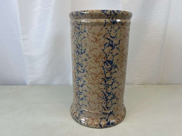 Red Wing umbrella stand