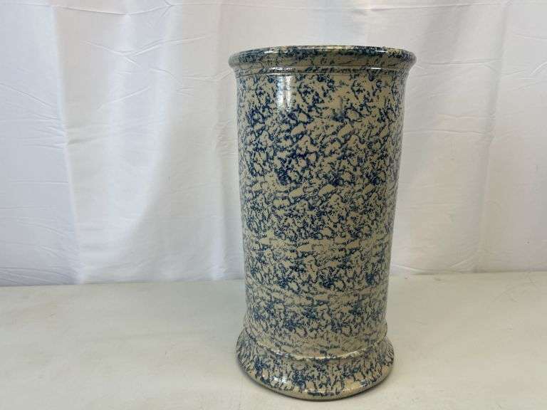 Red Wing umbrella stand