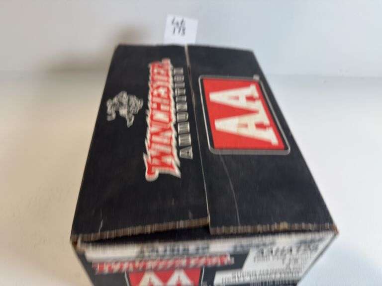 Vintage case Winchester 12 gauge shotgun shells