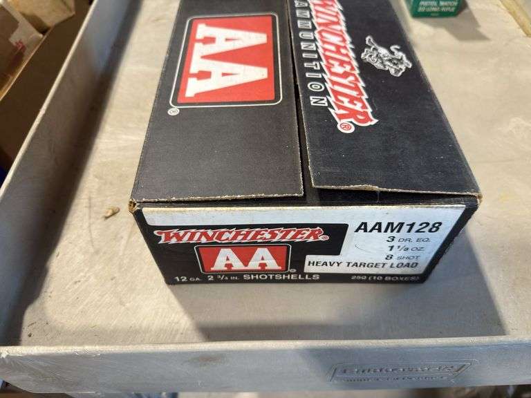 Winchester AA 12 gauge shells￼