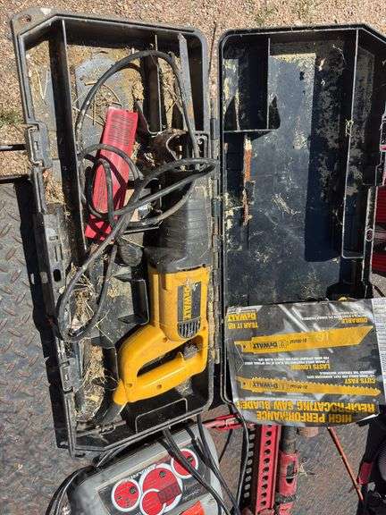 DeWalt corded reciprocating saw