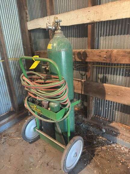 Oxy acetylene torch on rolling cart