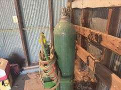 Oxy acetylene torch on rolling cart