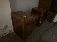 Vintage wooden make up