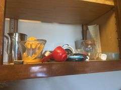 Pyrex measuring cups and more