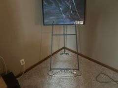 D Reiners Binfield horse painting on easel