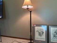 Oregon Trail rodeo prints and lamp