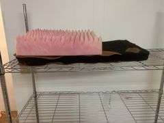 Wire rack with four shelves