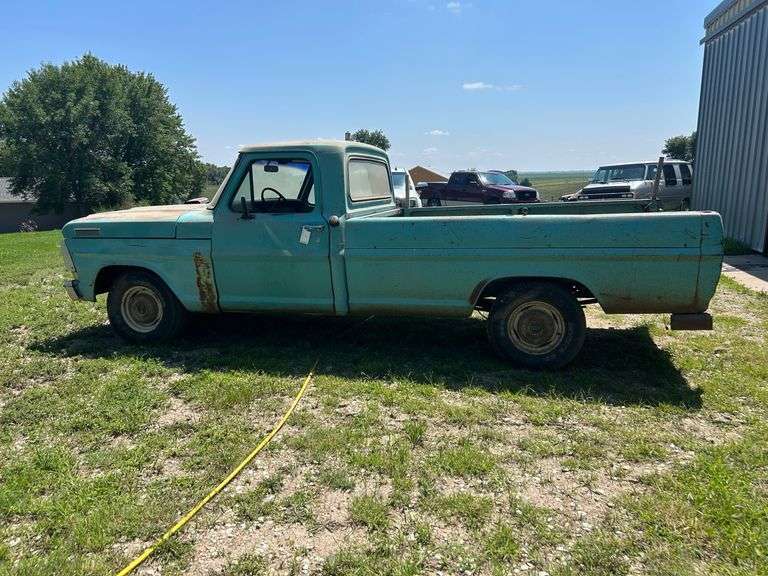 1967 Ford 100