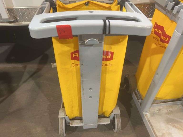 Rubbermaid Janitor cart