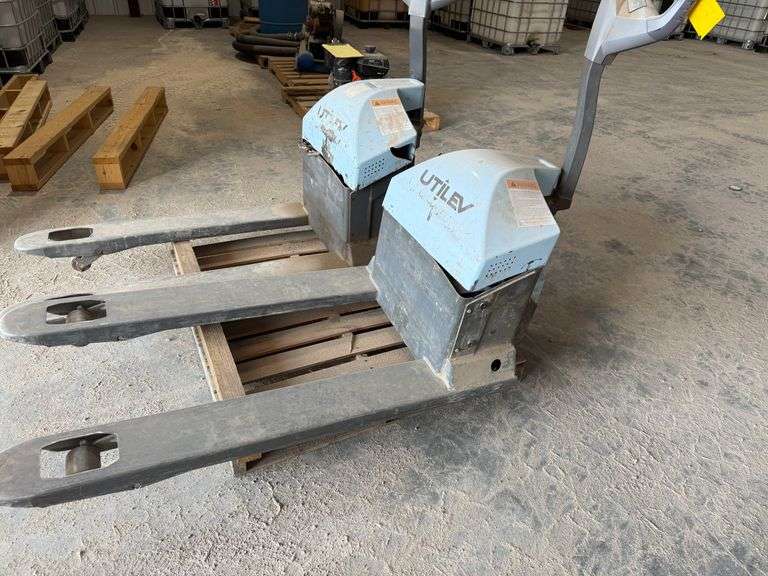 2017 Utilev UT15WE