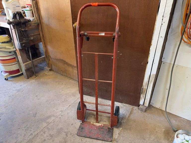 Two wheel cart/dolly