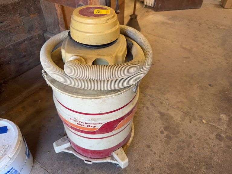 Montgomery Ward wet/dry vac