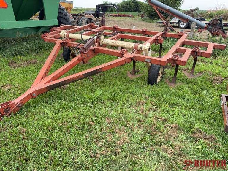 Krause 271 chisel plow