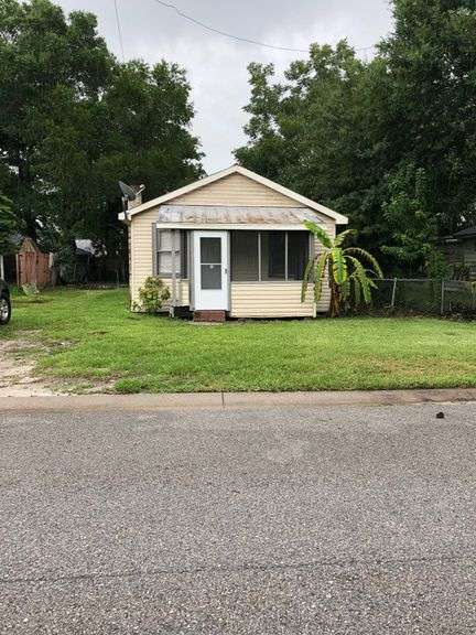124 1st St, Winter Haven FL