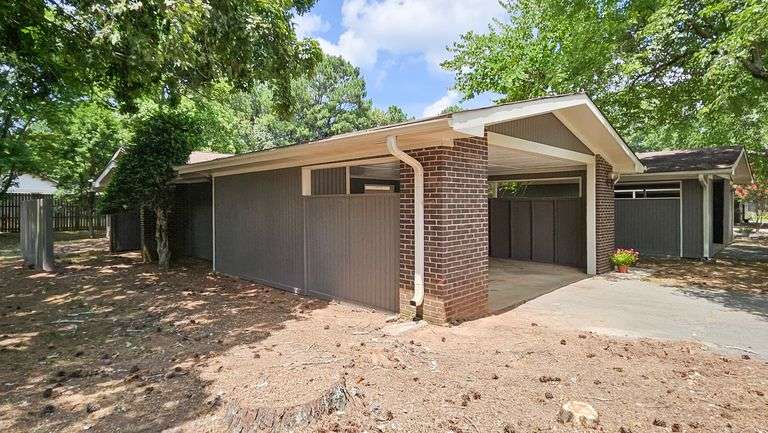 ONLINE Auction in Madison, AL - Great Townhome