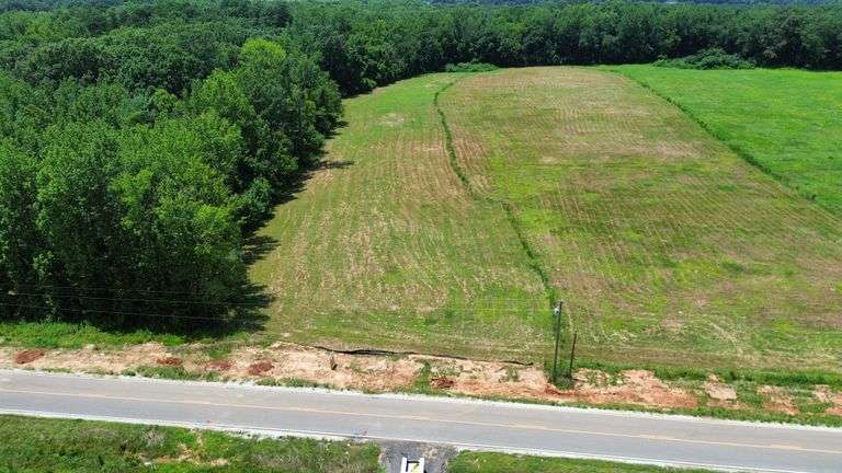 LIVE Auction in Elkmont, AL - 4.76 +/- acres of Prime Land!!