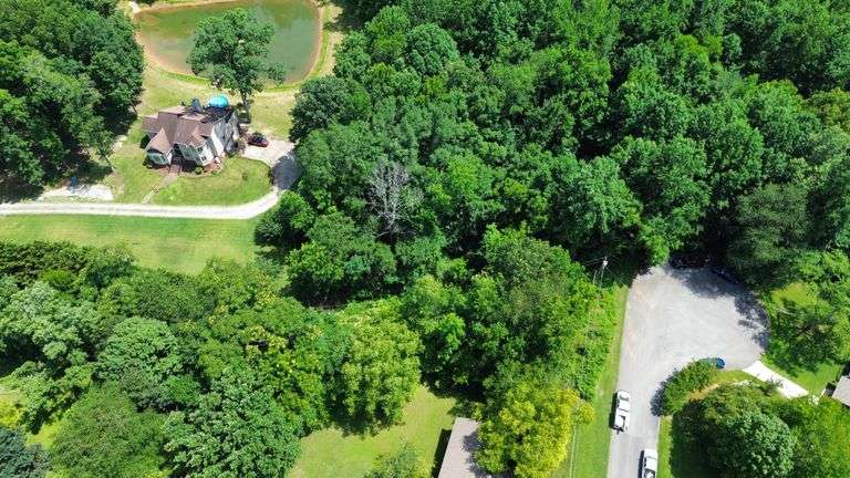 Treed Lot in Creek Hill Subdivision