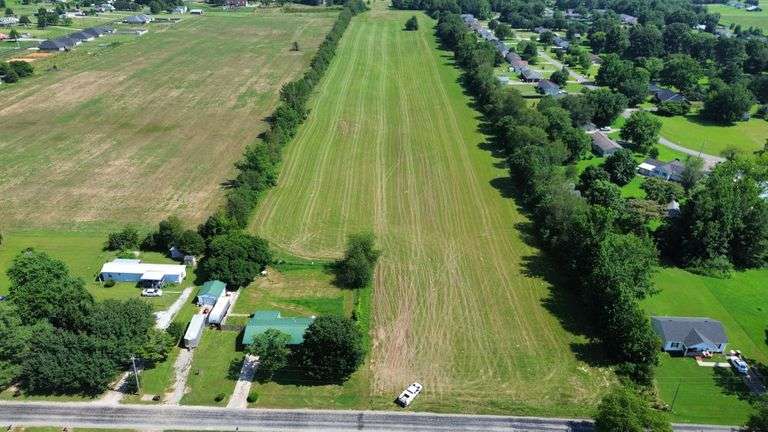 LIVE Auction in Elkmont, AL - 9.5+/- Acres in 3 Tracts