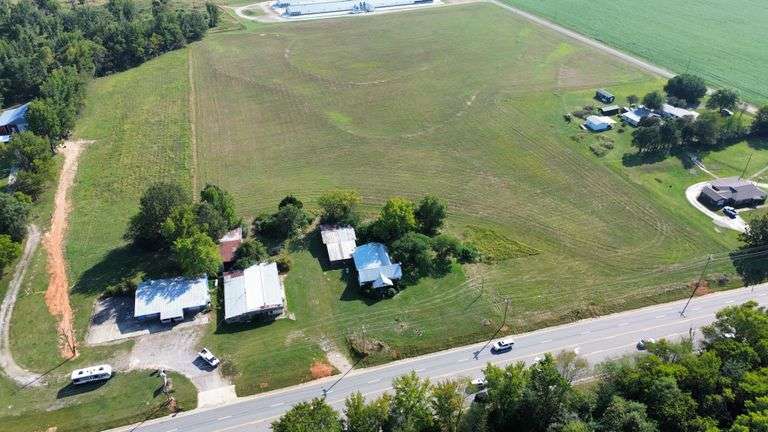 LIVE Auction at the Corner of Highway 72 and Davis Road in Athens, AL 
