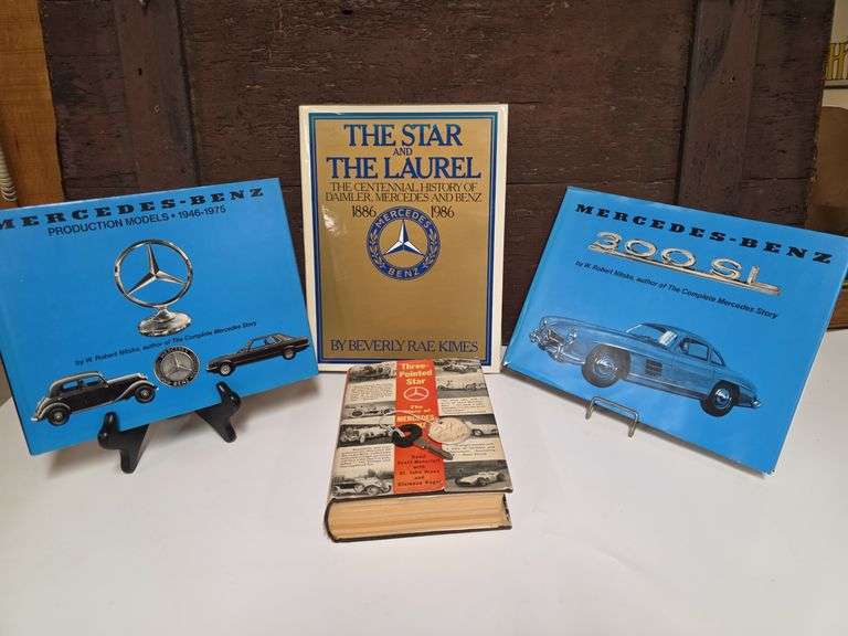 Classic Mercedes Books with Car Key