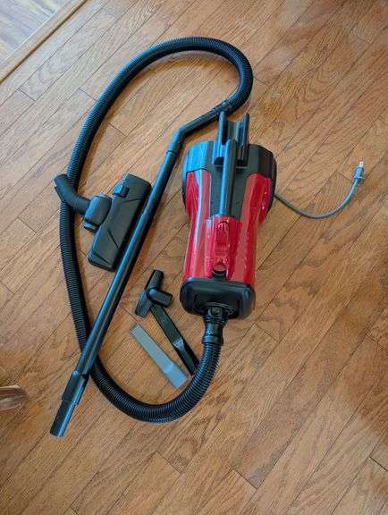 Sanitaire canister vac
