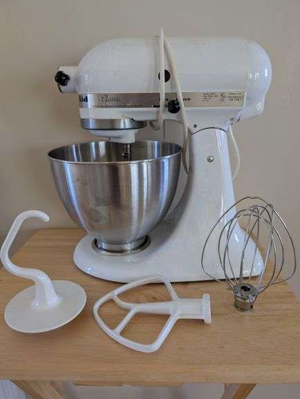 Kitchen Aid mixer with attachments