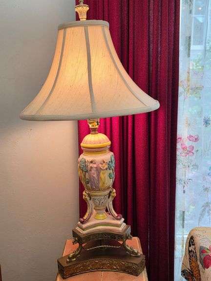 Majolica Neoclassical Scene Lamp