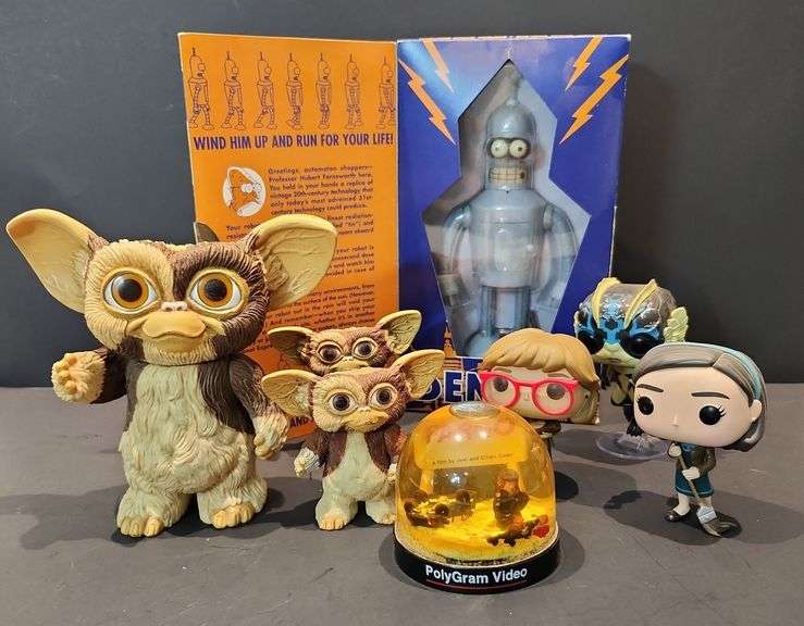 Futurama Robot Bender, 3 Gremlins Gizmo Figures, Funko Figurines, and Fargo Snow Globe