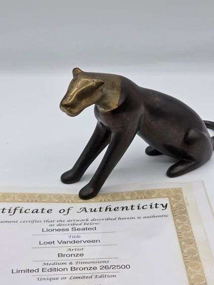 Loet Vanderveen- LIONESS, SEATED (26/2500) Bronze Sculpture with COA- 8" X 4.5"
