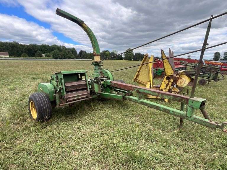 JD 3800 Forge Harvest Chopper