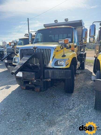 2007  International  SA525  Dump Truck  Do All