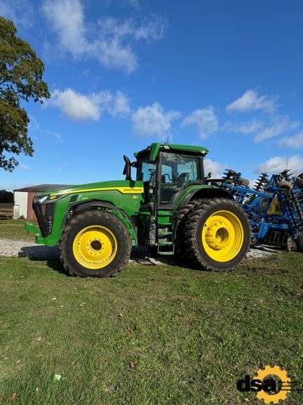 2022  John Deere  8R 340  Ag Tractor