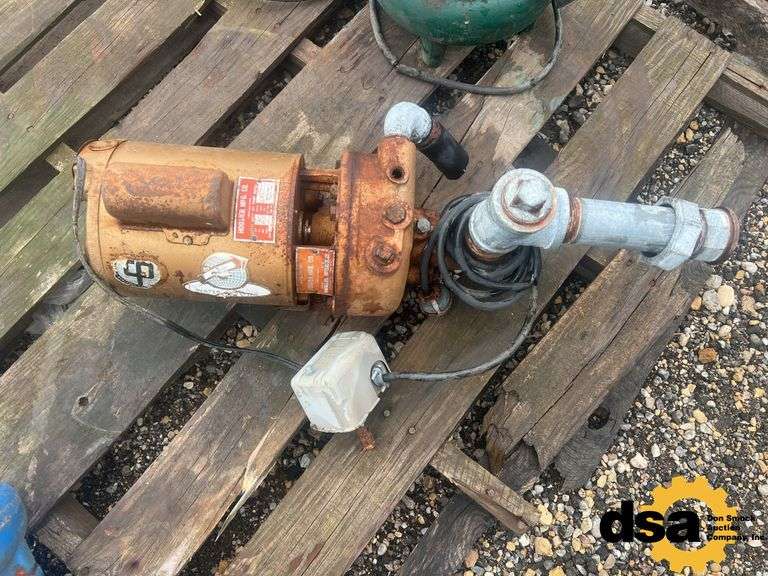 Hoosier 1-2" Electric Water Pump