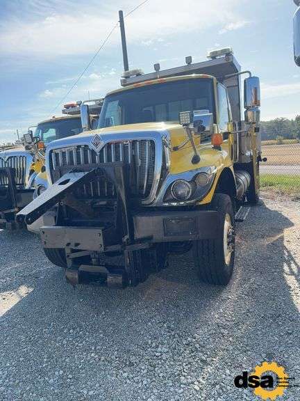 2008  International  SA525  Dump Truck