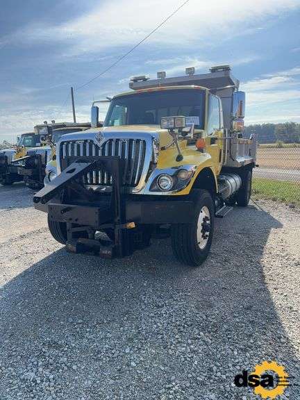 2008  International  SA525  Dump Truck