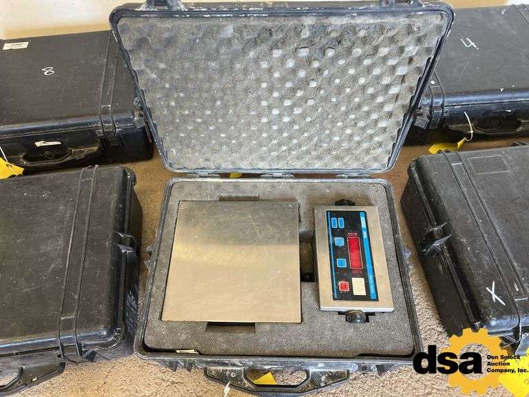 Doran 8000 Digital Scale with Case