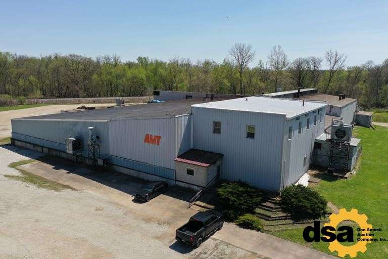 400 S Gray Street, Albany, IN 47320