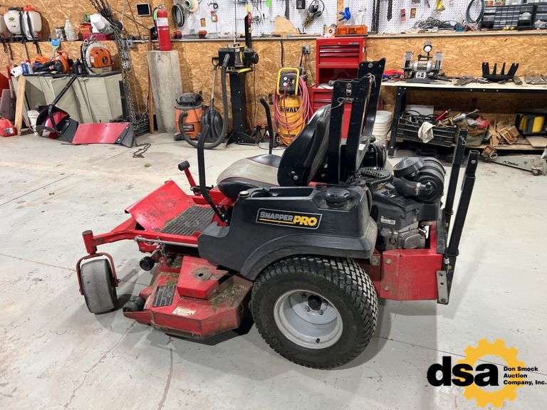 2015 Snapper Pro 52" Riding Mower Model 3896