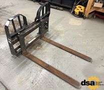 2021 Bobcat 48” Pallet Forks