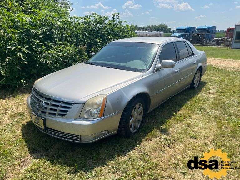 2007  Cadillac  DTS  Car