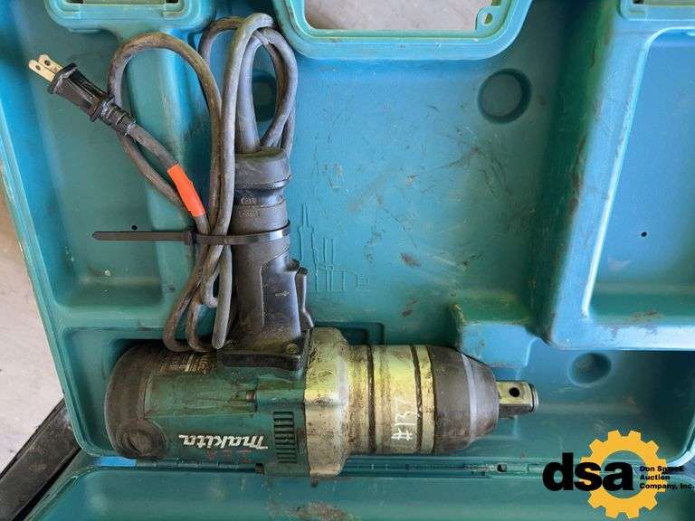 Makita TW1000 Electric Impact, 1” Drive