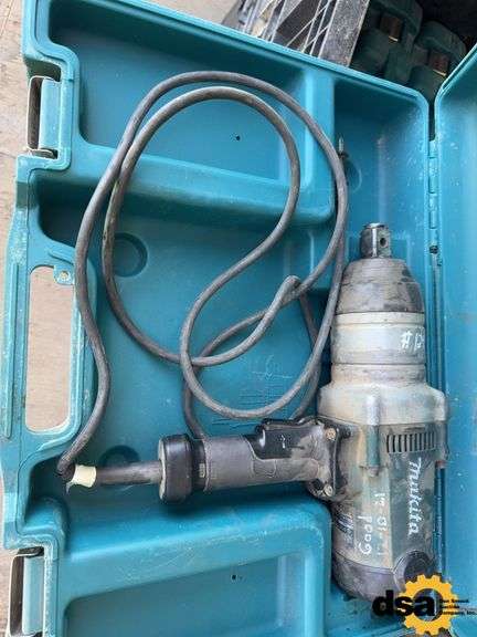 Makita TW1000 Electric Impact, 1” Drive