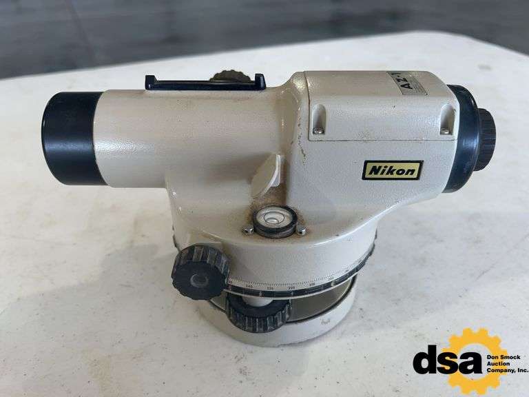 Nikon AZ-1 Sight level